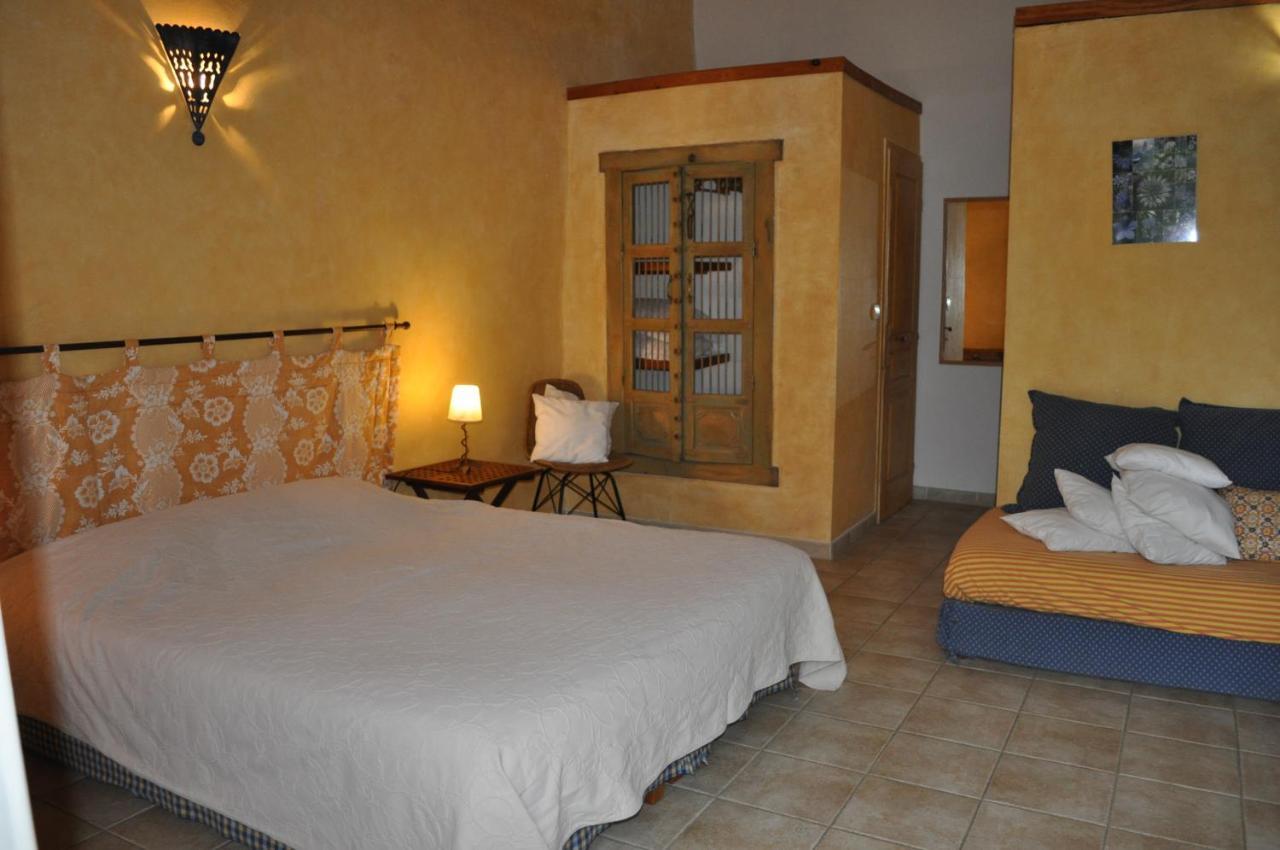 Domaine De Blancardy Hotel Moules-et-Baucels Bagian luar foto