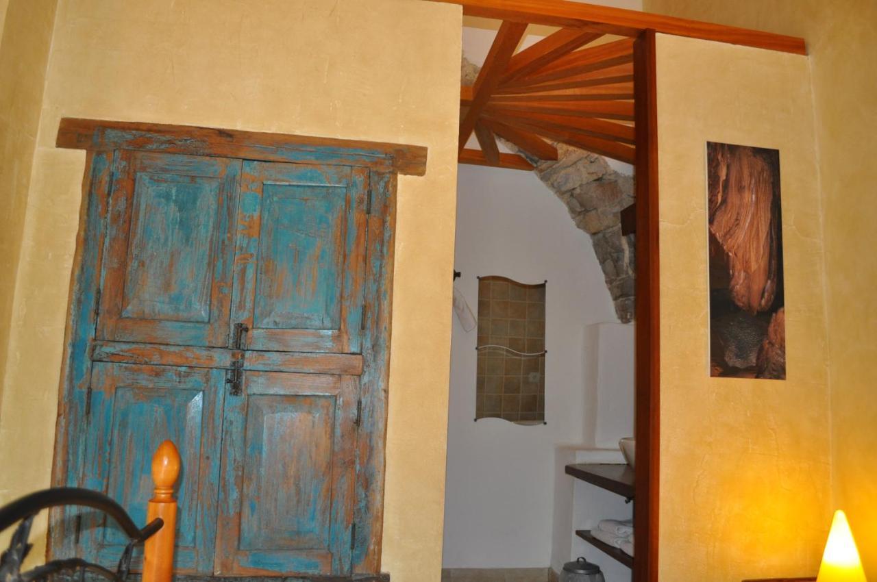 Domaine De Blancardy Hotel Moules-et-Baucels Bagian luar foto